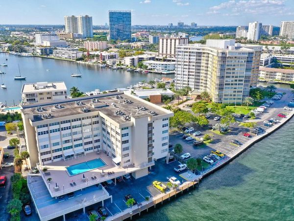 111 Golden Isles Drive, Unit D2, Hallandale Beach, FL 33009