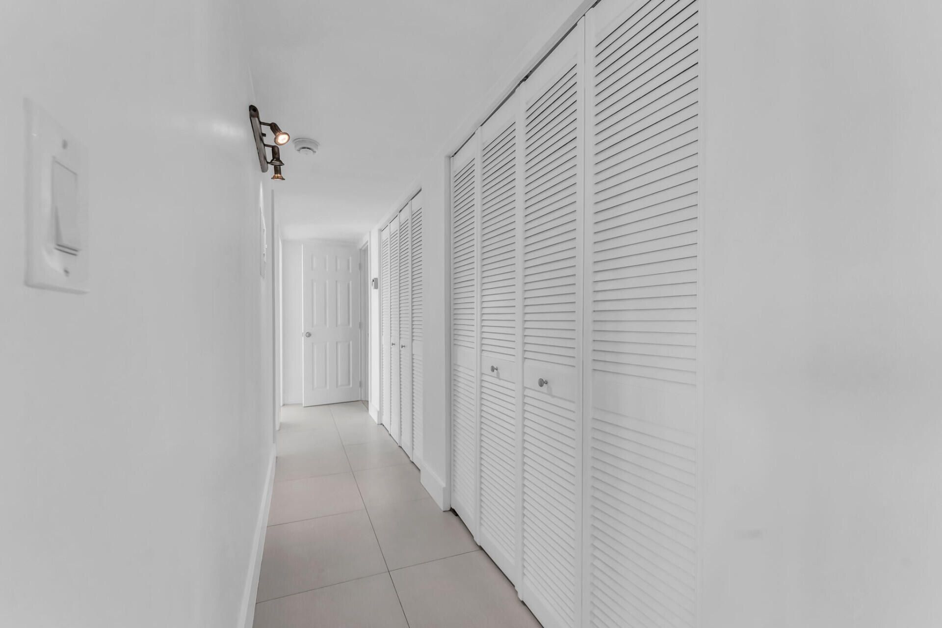 111 Golden Isles Drive, Unit D2, Hallandale Beach, FL 33009 Photo
