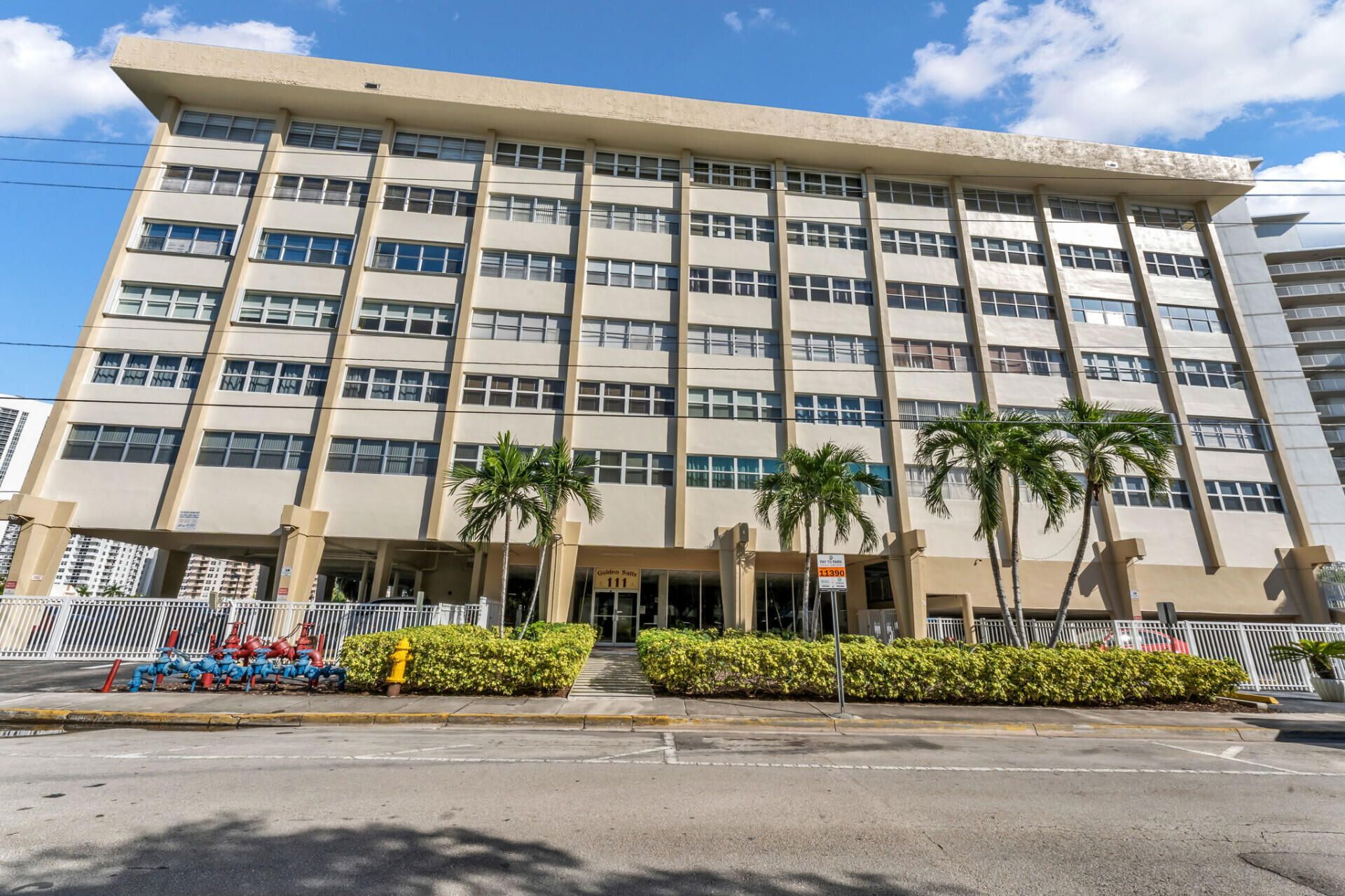 111 Golden Isles Drive, Unit D2, Hallandale Beach, FL 33009 Photo
