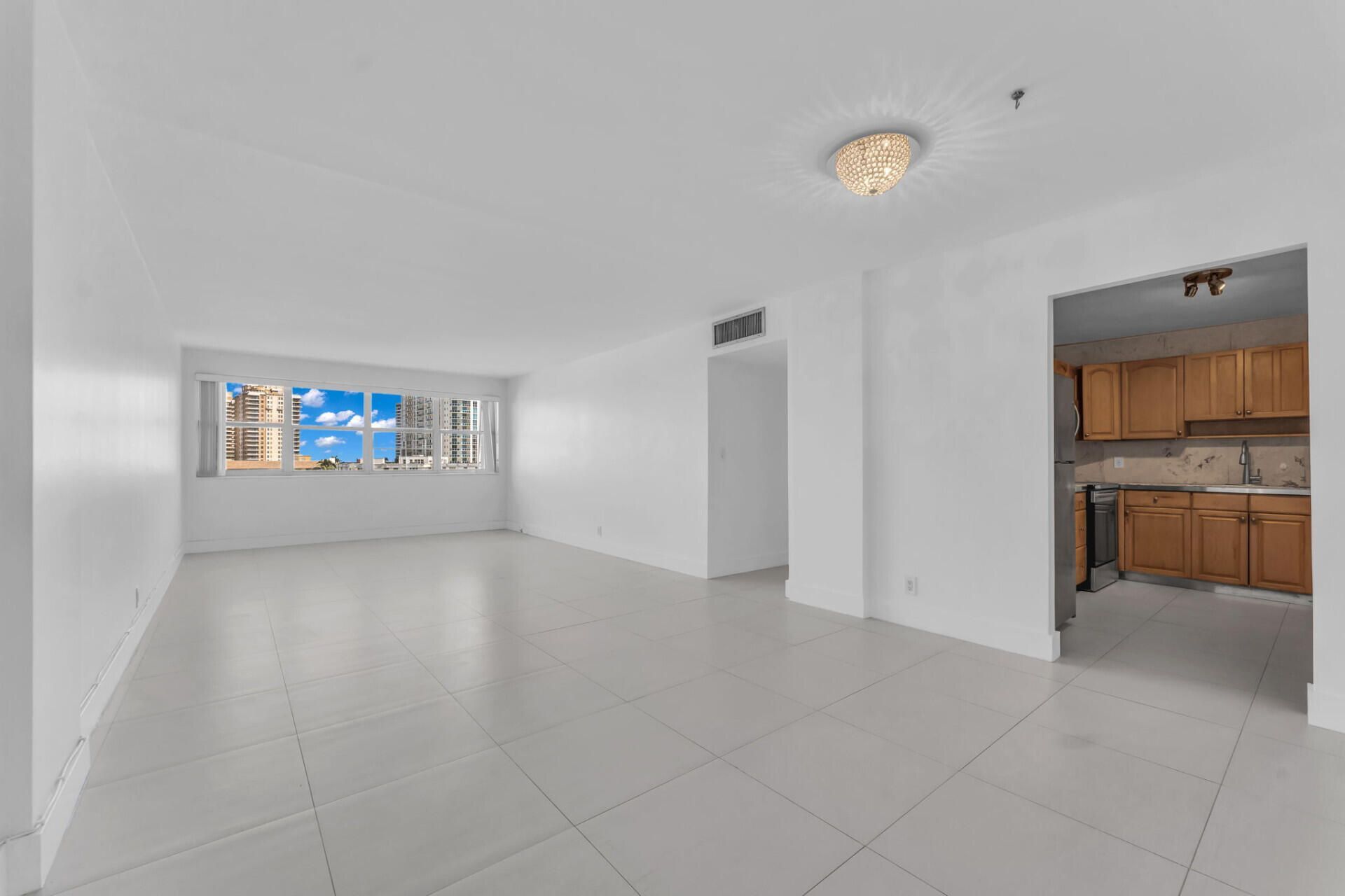 111 Golden Isles Drive, Unit D2, Hallandale Beach, FL 33009 Photo