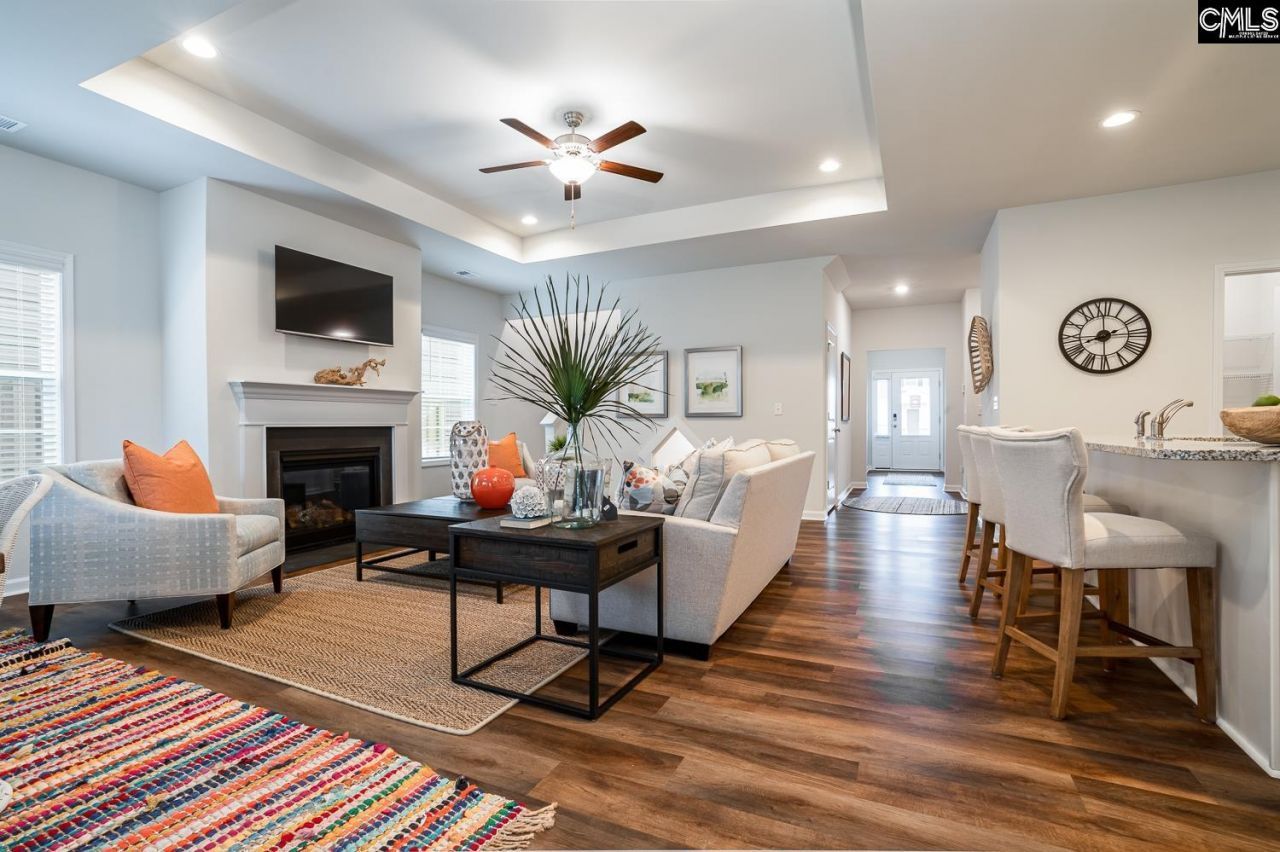 107 Pemberton Drive  Photo 6