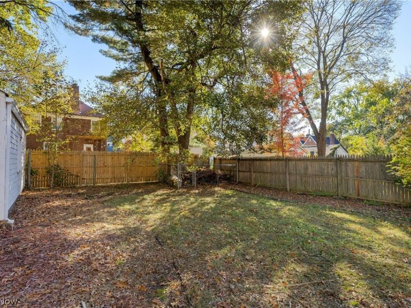 405 Saint Leger Avenue , Akron, OH 44305 Photo 11