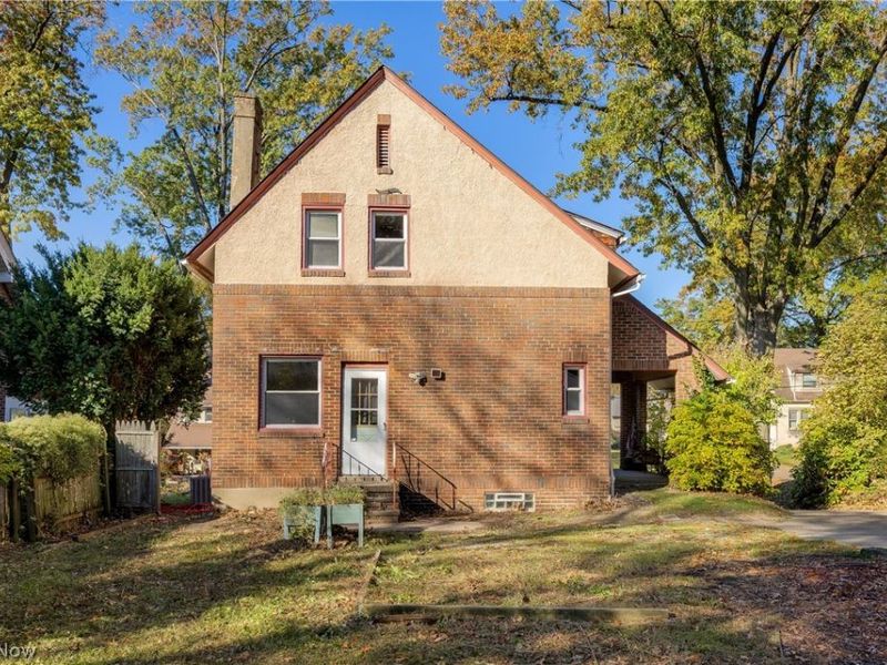 405 Saint Leger Avenue , Akron, OH 44305 Photo 8