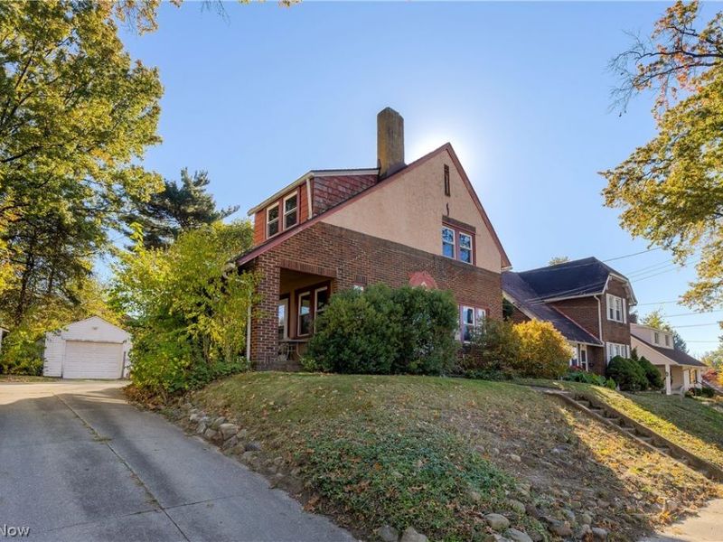 405 Saint Leger Avenue , Akron, OH 44305 Photo 9
