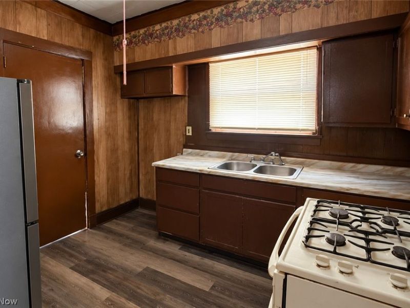 722 Cassius Avenue, Youngstown, OH 44505 Photo 5