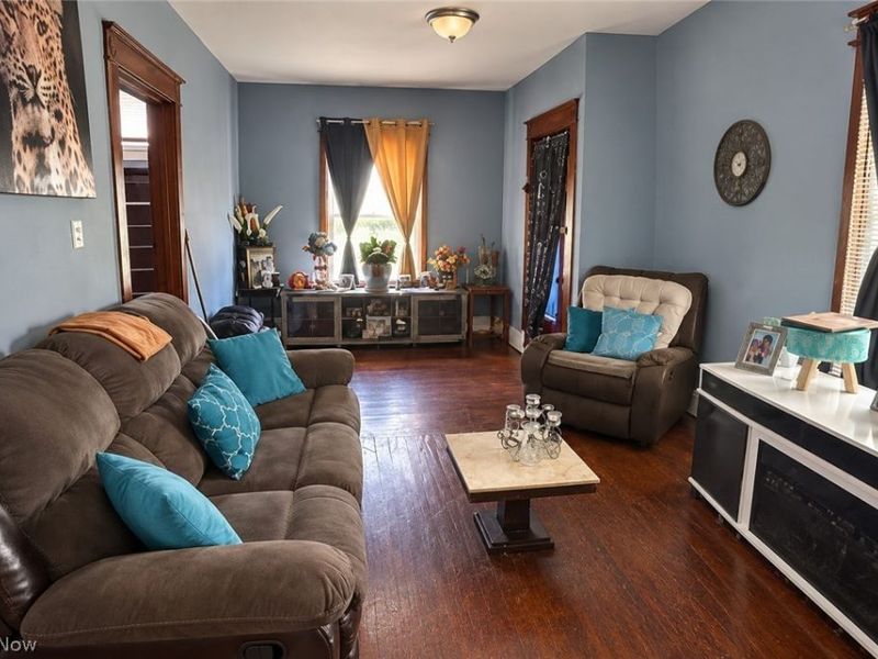 184 W Laclede Avenue, Youngstown, OH 44507 Photo 4