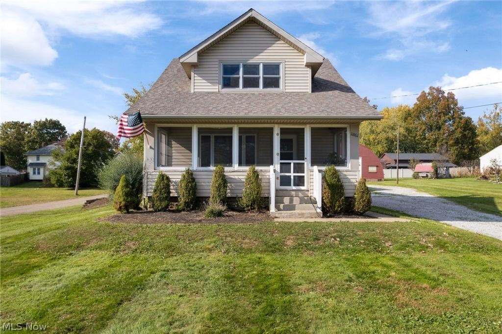 11861 Moffit Street Sw, Massillon, OH 44647 Main Photo