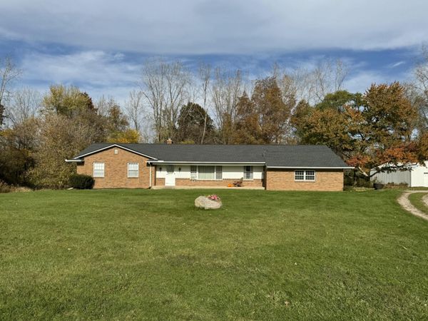 2800 NW Bristol Avenue NW, Grand Rapids, MI 49544