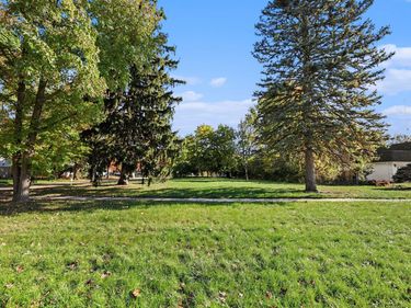 26760 Lathrup Boulevard, Lathrup Village, MI 48076