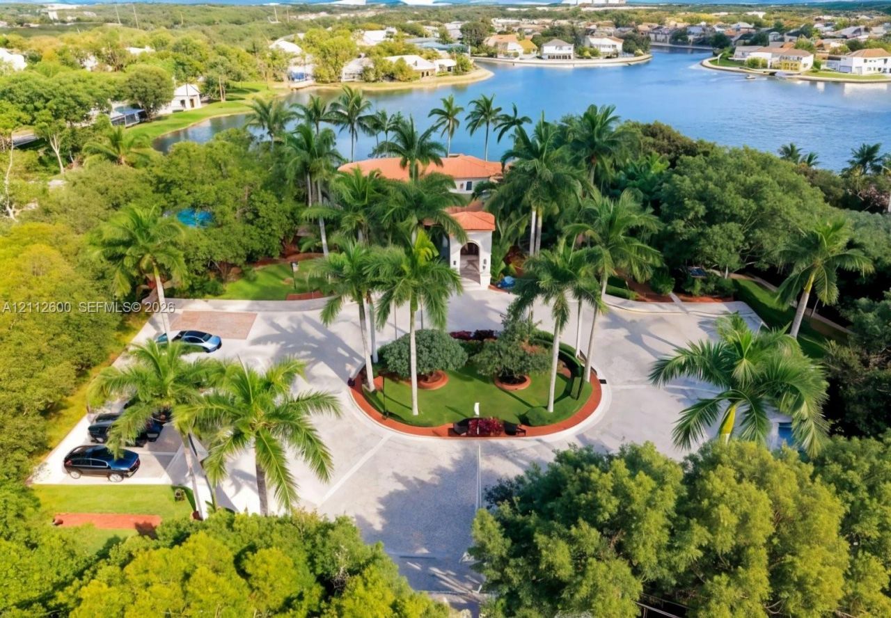 4916 SW 159th Avenue , Miramar, FL 33027 Photo