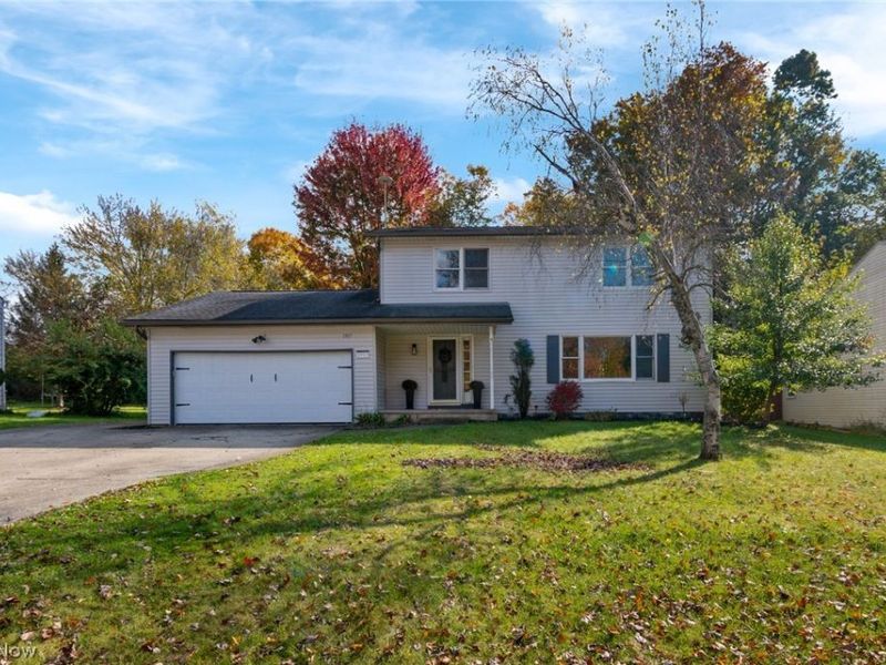 1917 Thorpe Circle, Brunswick, OH 44212 Photo 1