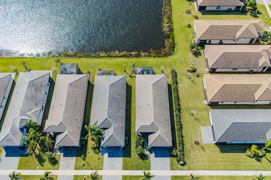 14256 SW Waterfall Lane, Port Saint Lucie, FL 34987 Photo