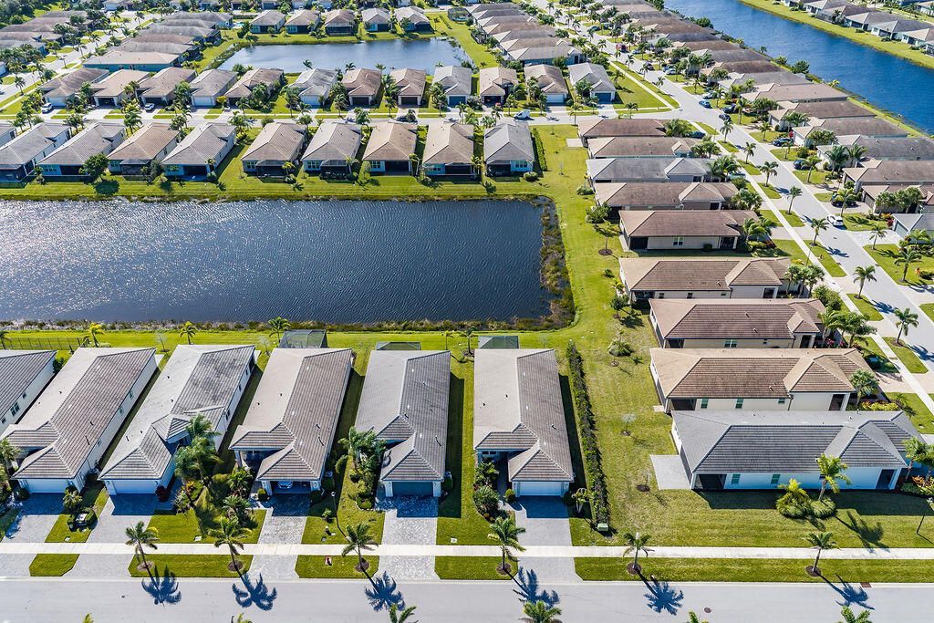 14256 SW Waterfall Lane, Port Saint Lucie, FL 34987 Photo