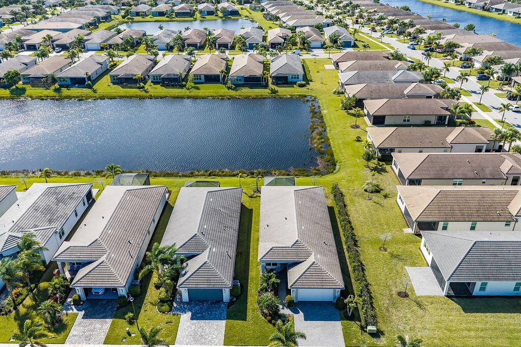 14256 SW Waterfall Lane, Port Saint Lucie, FL 34987 Photo