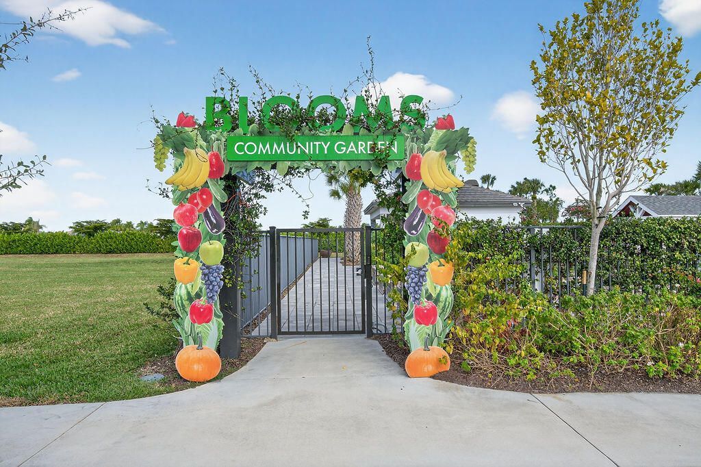 14256 SW Waterfall Lane, Port Saint Lucie, FL 34987 Photo