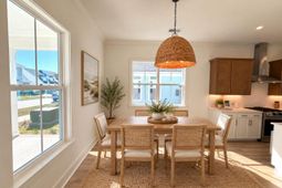823 Gentle Breeze Drive photo 4
