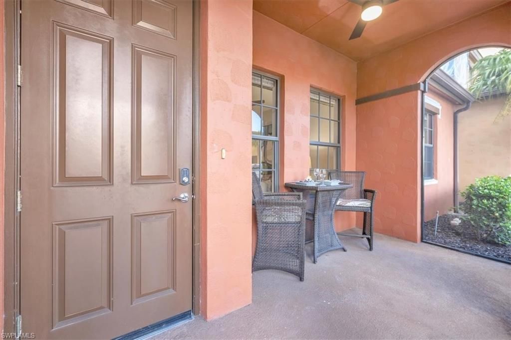 11901 Izarra Way , Unit 8609, Fort Myers, FL 33912 Photo