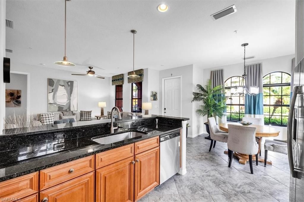 11901 Izarra Way , Unit 8609, Fort Myers, FL 33912 Photo