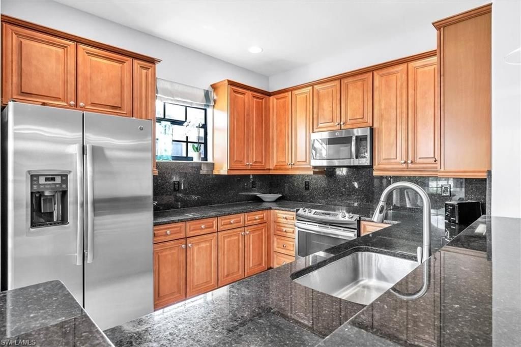 11901 Izarra Way , Unit 8609, Fort Myers, FL 33912 Photo