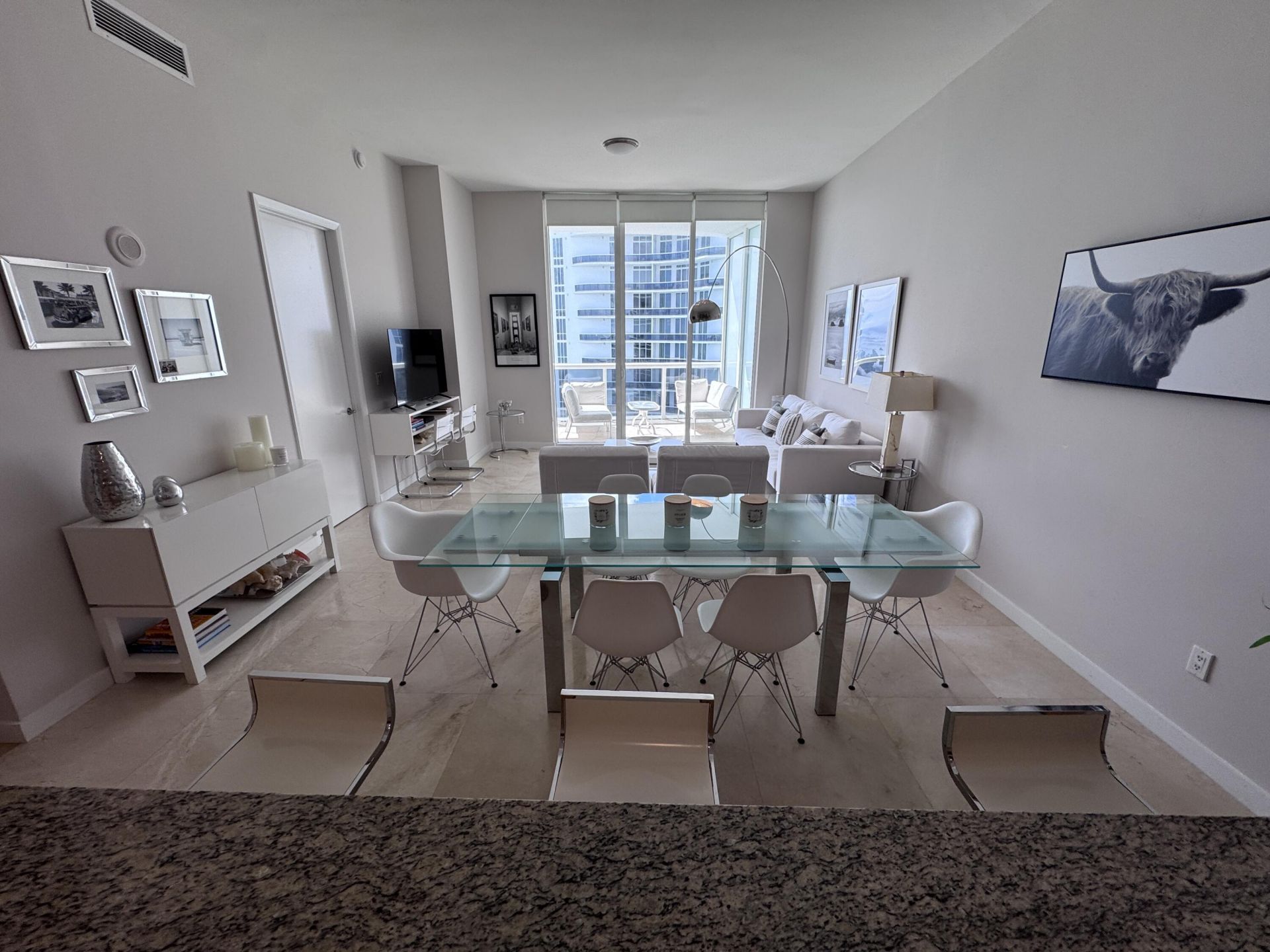 16001 Collins Avenue, Unit 4002, Sunny Isles Beach, FL 33160 Photo