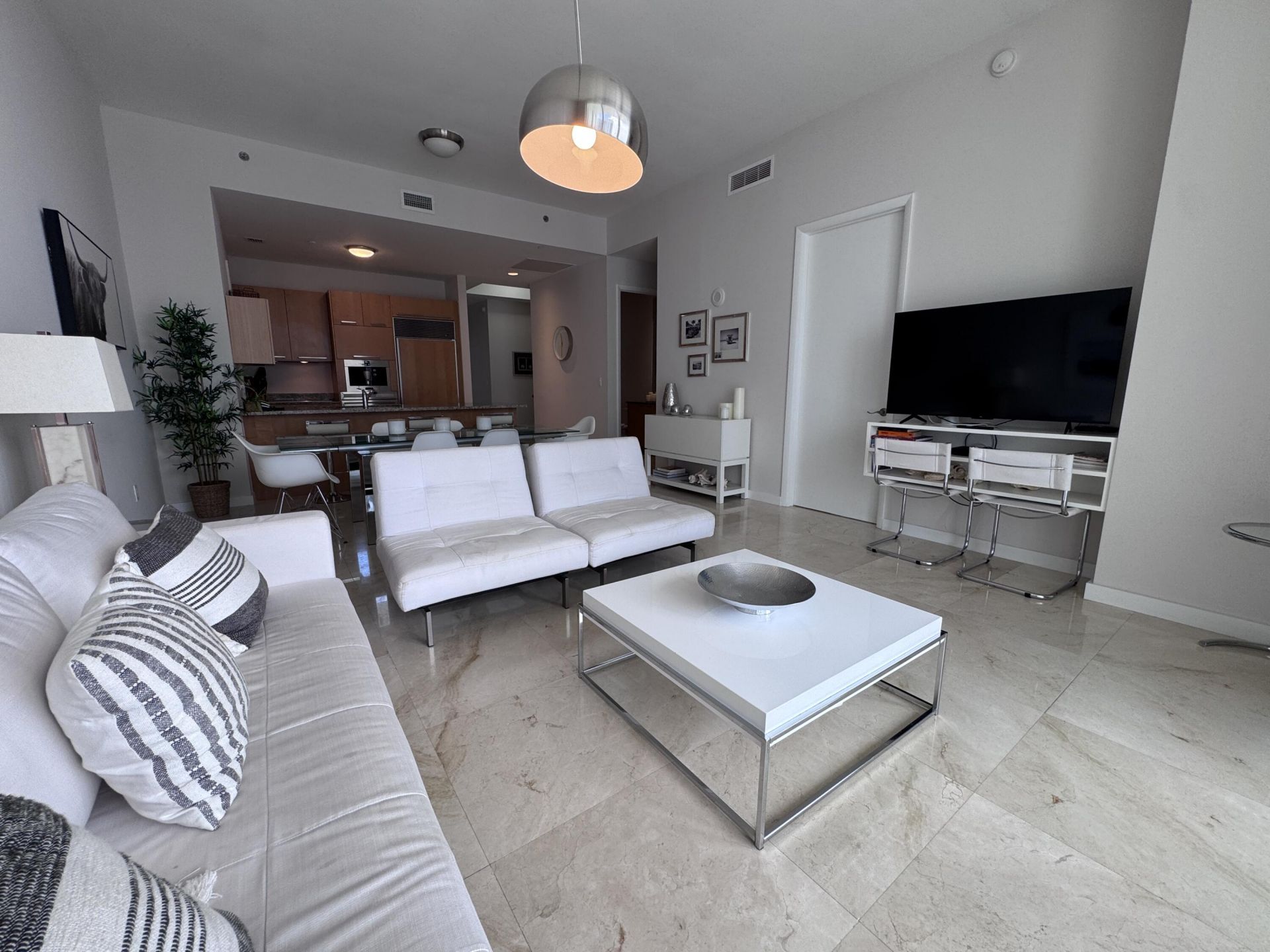 16001 Collins Avenue, Unit 4002, Sunny Isles Beach, FL 33160 Photo