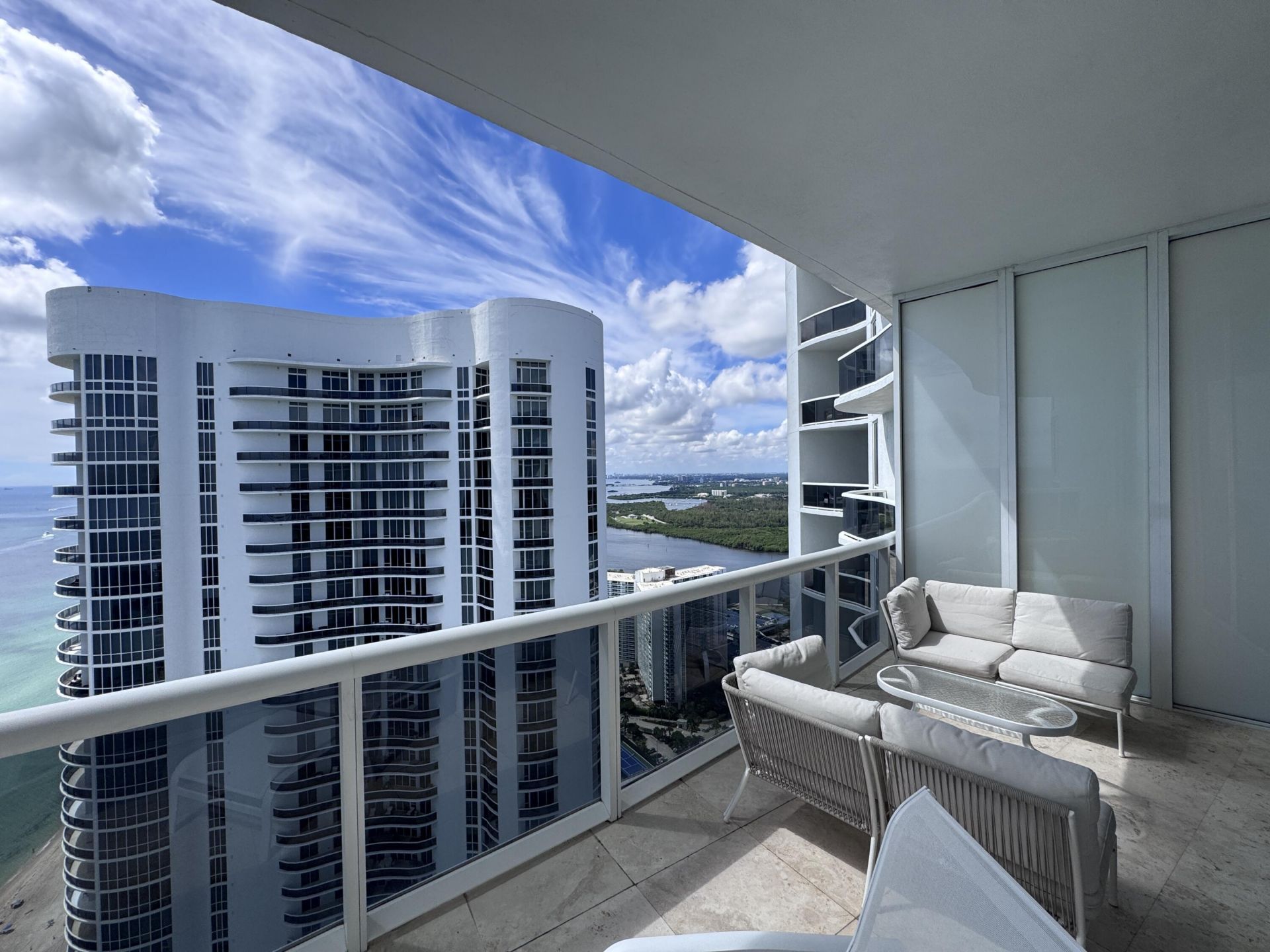 16001 Collins Avenue, Unit 4002, Sunny Isles Beach, FL 33160 Photo