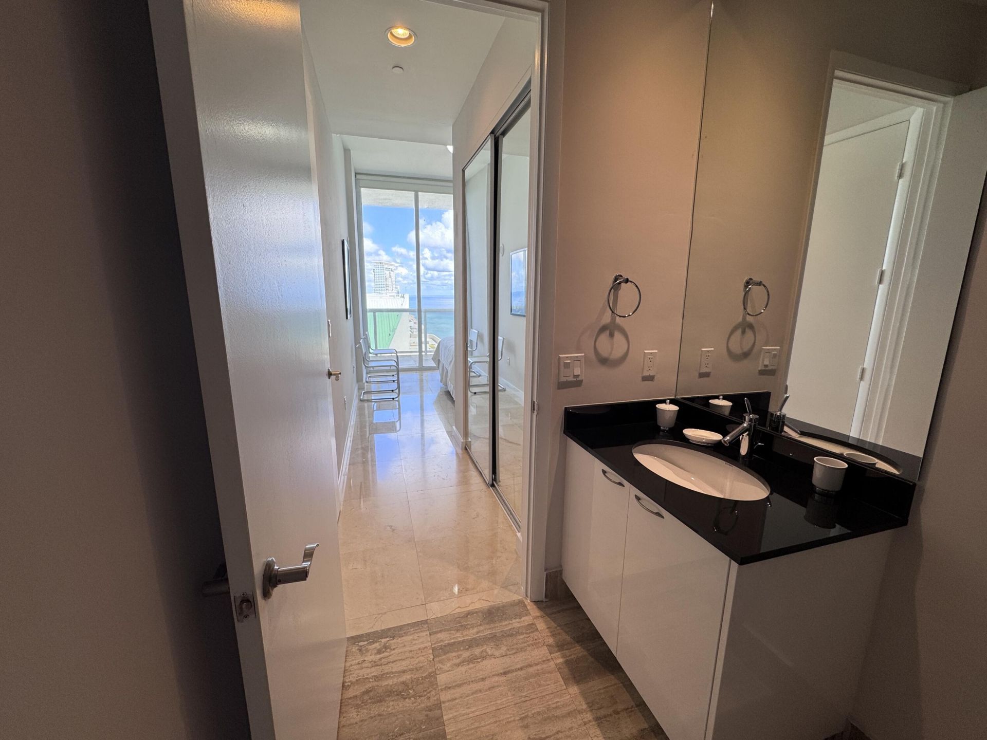 16001 Collins Avenue, Unit 4002, Sunny Isles Beach, FL 33160 Photo
