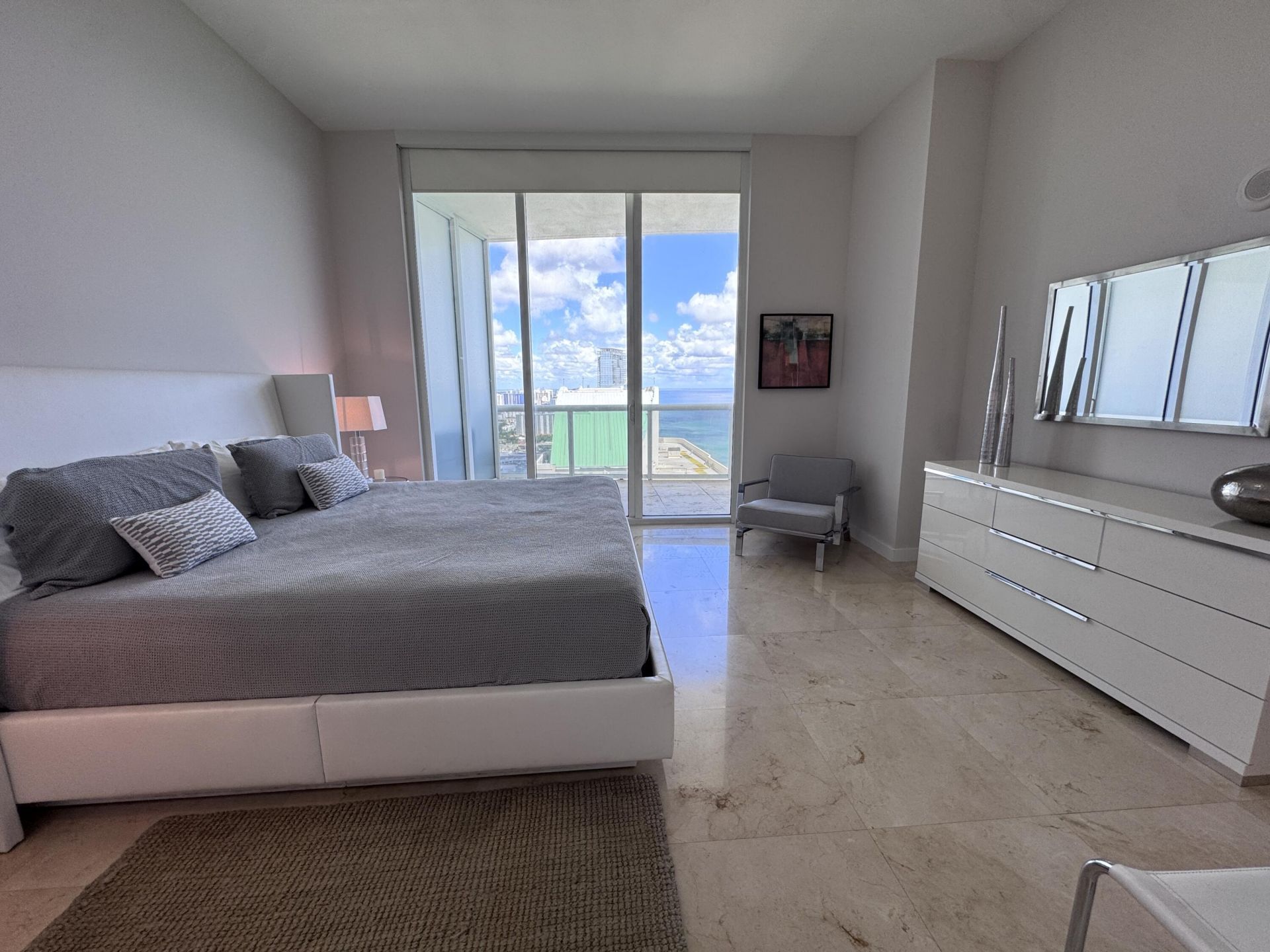 16001 Collins Avenue, Unit 4002, Sunny Isles Beach, FL 33160 Photo