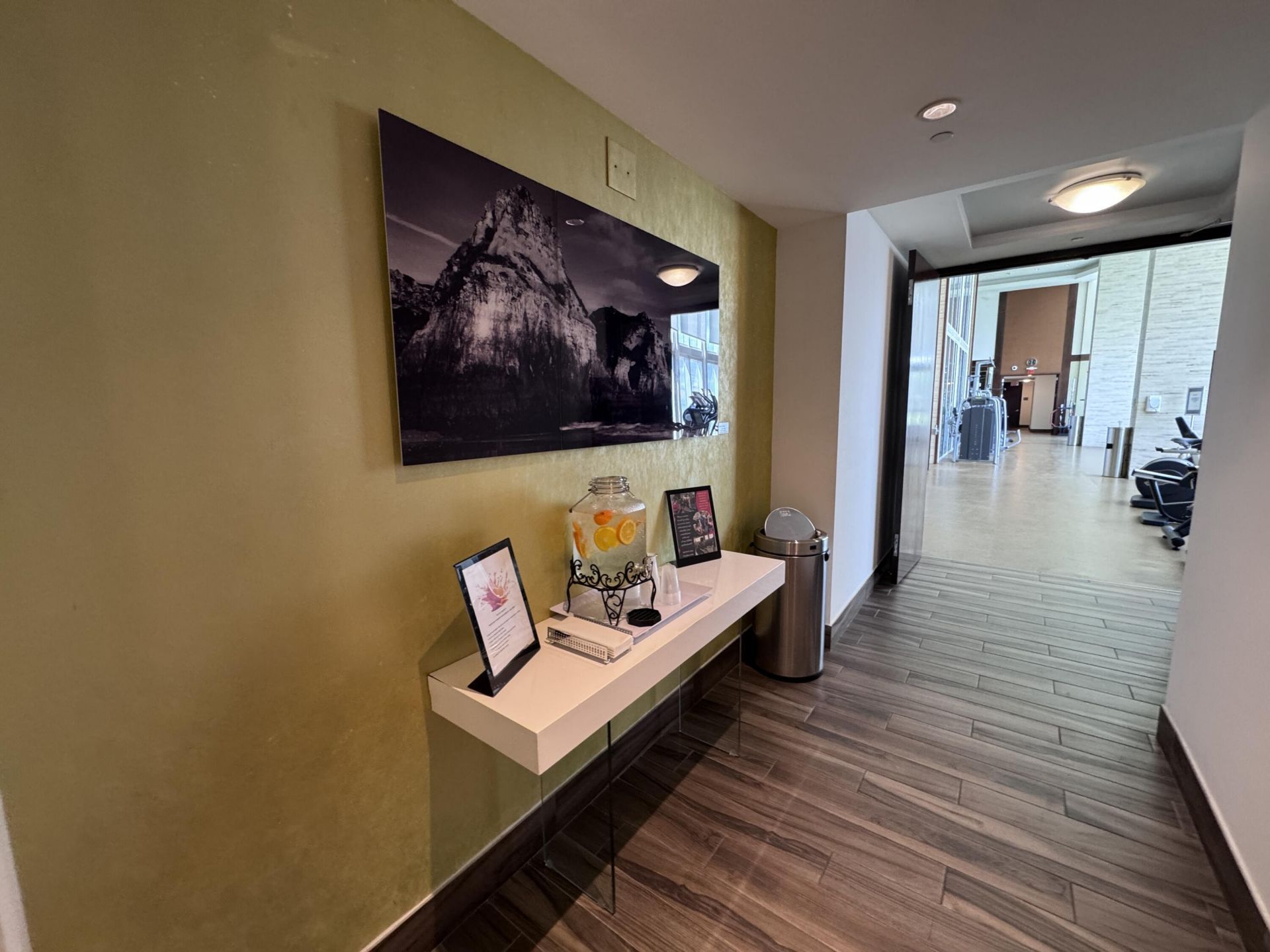 16001 Collins Avenue, Unit 4002, Sunny Isles Beach, FL 33160 Photo