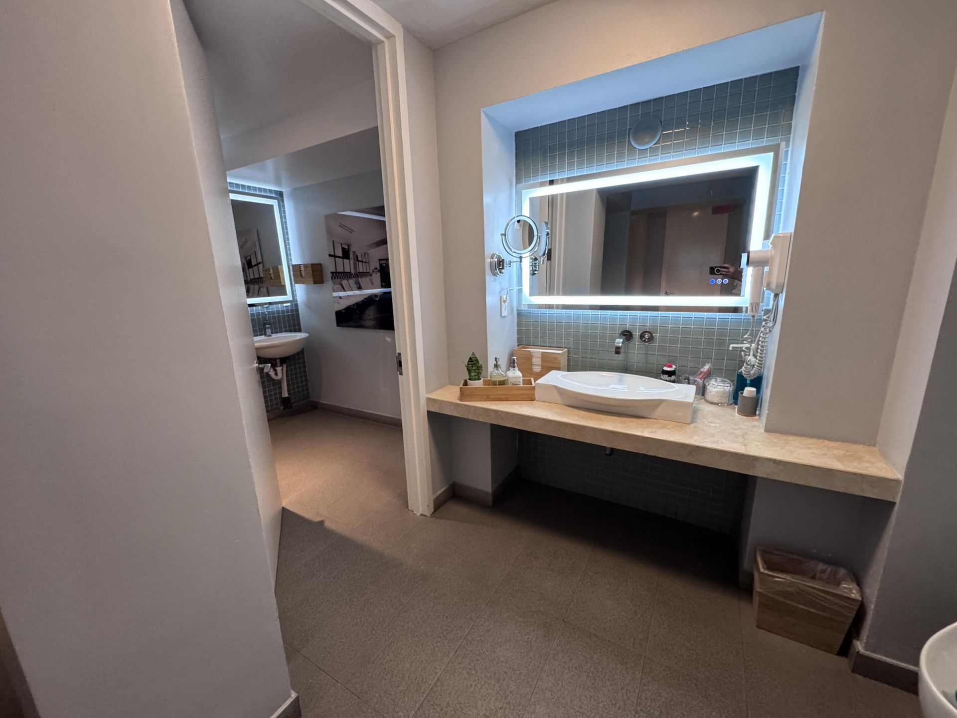 16001 Collins Avenue, Unit 4002, Sunny Isles Beach, FL 33160 Photo