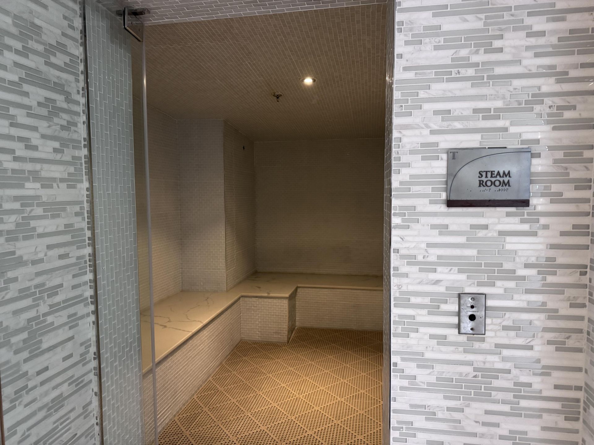16001 Collins Avenue, Unit 4002, Sunny Isles Beach, FL 33160 Photo