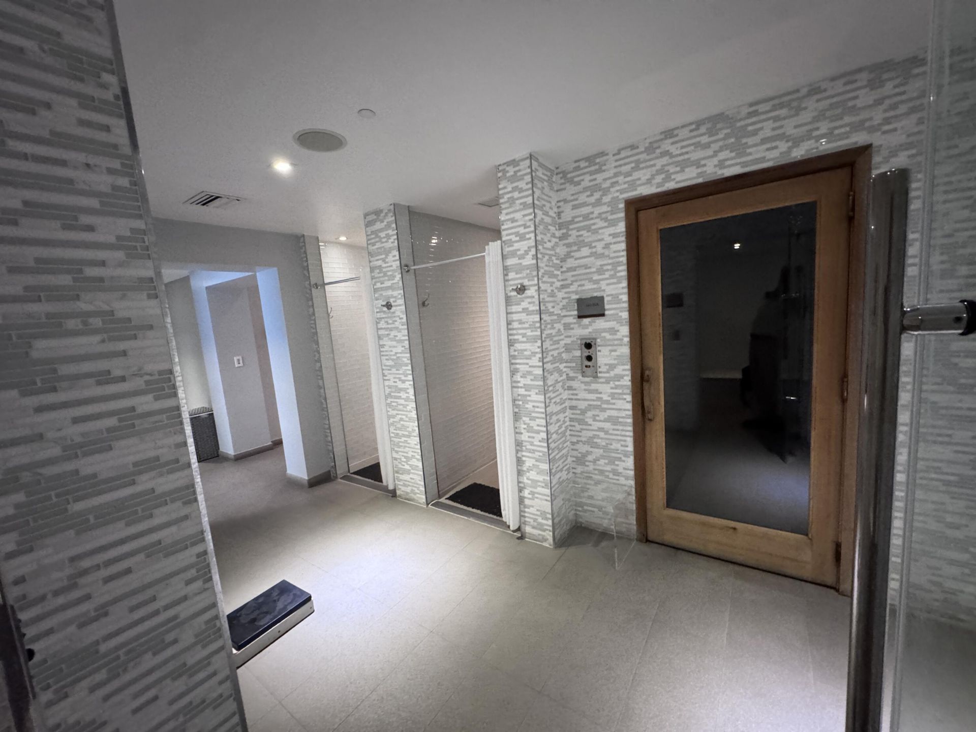 16001 Collins Avenue, Unit 4002, Sunny Isles Beach, FL 33160 Photo