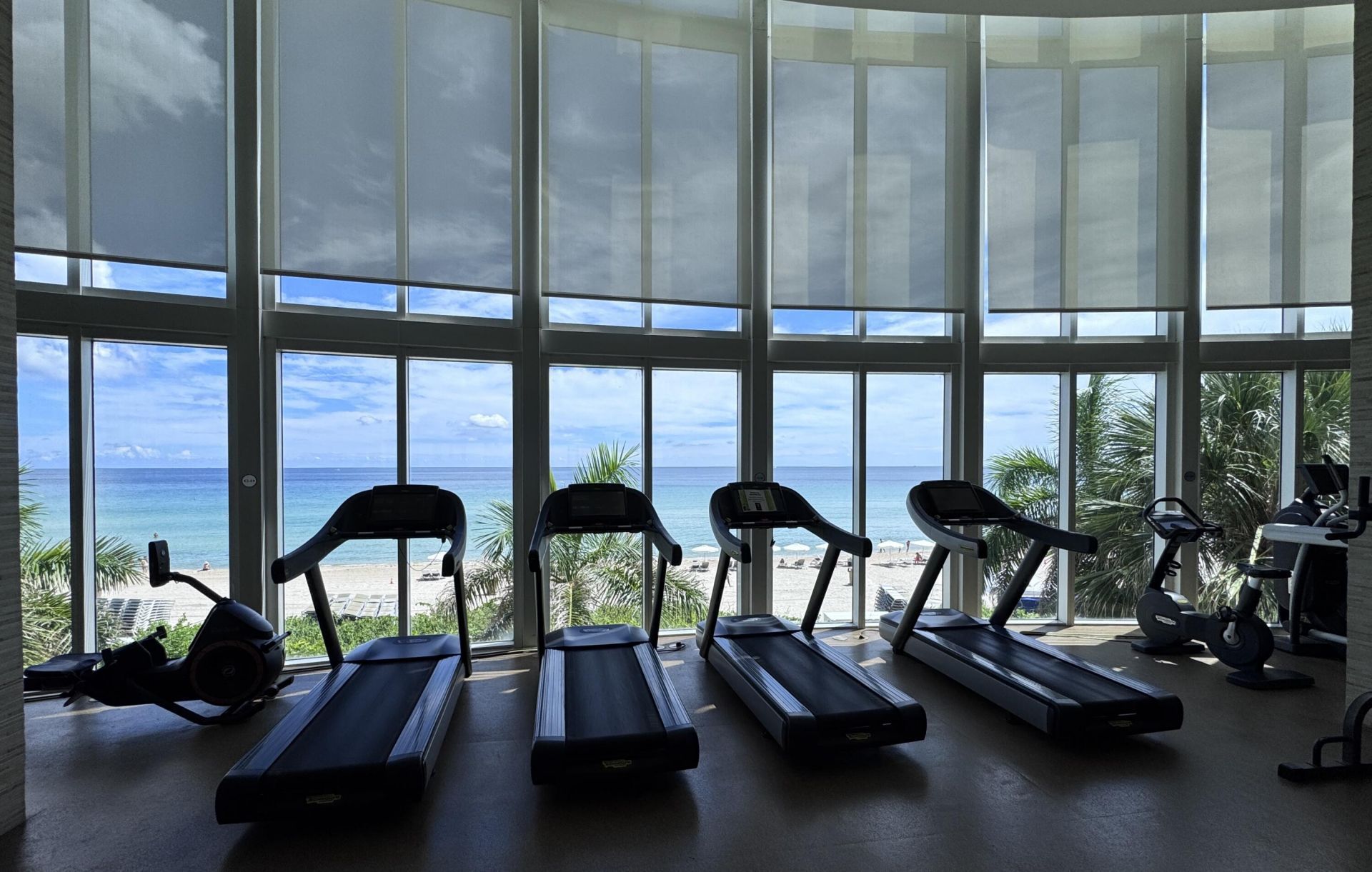 16001 Collins Avenue, Unit 4002, Sunny Isles Beach, FL 33160 Photo