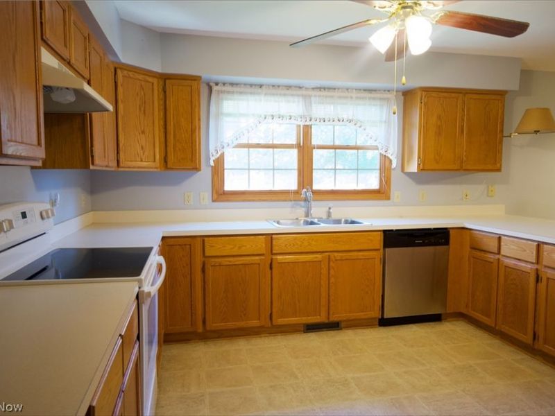 919 Baffin Drive , Canal Fulton, OH 44614 Photo 7