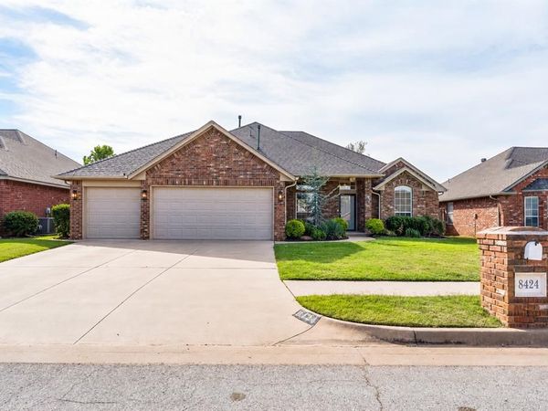 8424 NW 106th Street, Oklahoma City, OK 73162