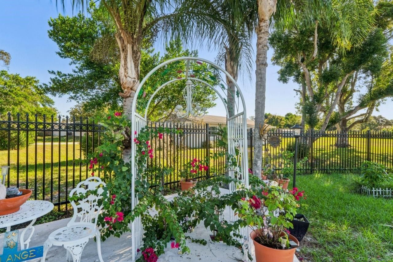1044 Savoy Court , Spring Hill, FL 34606 Photo