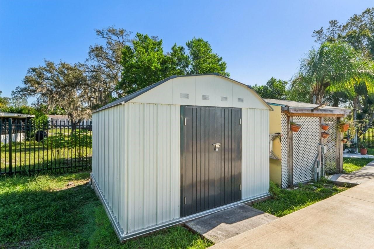1044 Savoy Court , Spring Hill, FL 34606 Photo