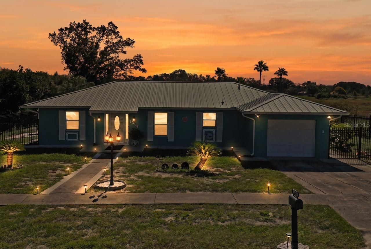 1044 Savoy Court , Spring Hill, FL 34606 Photo