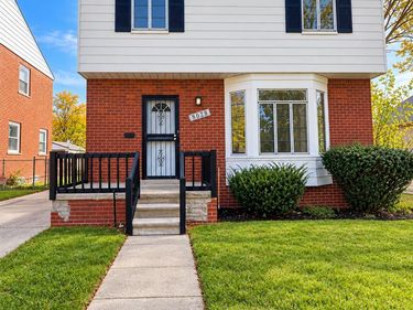 8028 Middlepoint Street , Detroit, Mi 48204