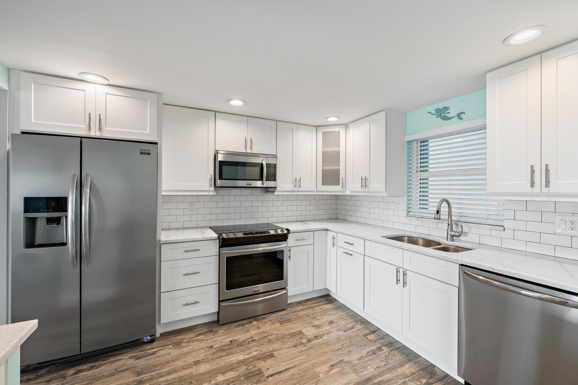 3040 Lake Shore Drive, Unit 903, Riviera Beach, FL 33403 Photo