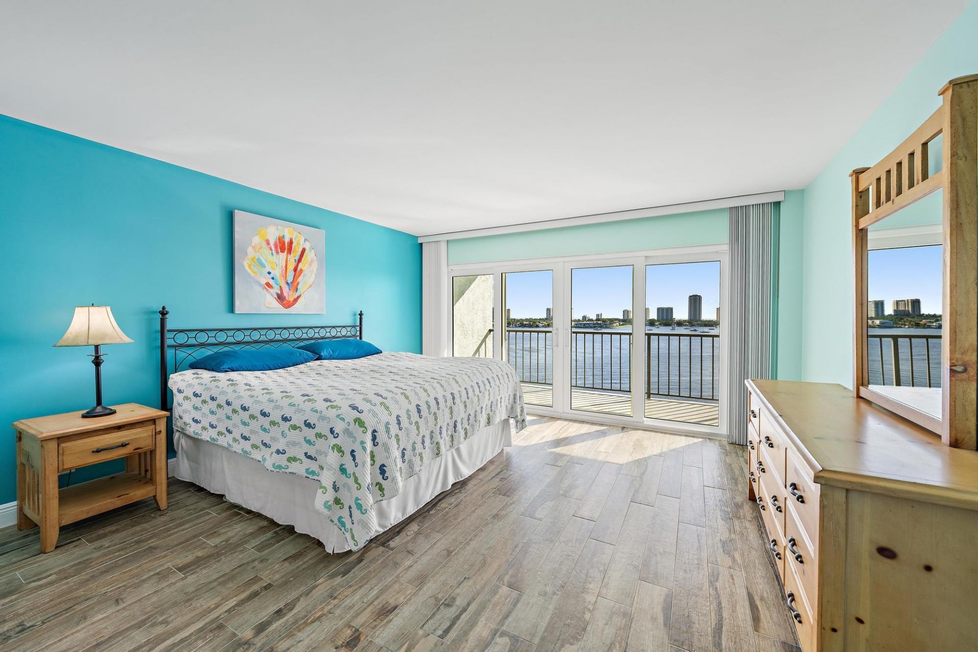 3040 Lake Shore Drive, Unit 903, Riviera Beach, FL 33403 Photo