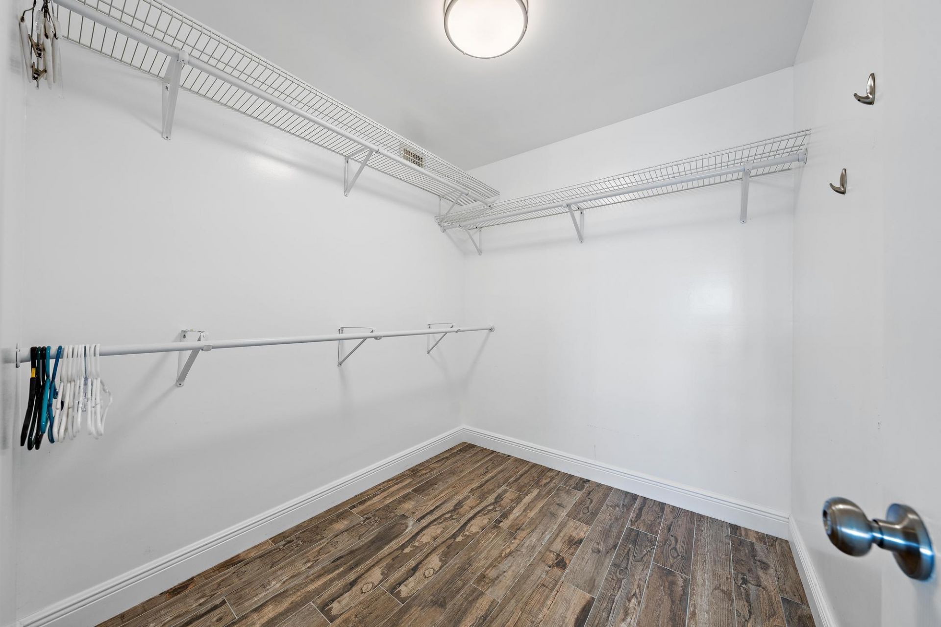 3040 Lake Shore Drive, Unit 903, Riviera Beach, FL 33403 Photo