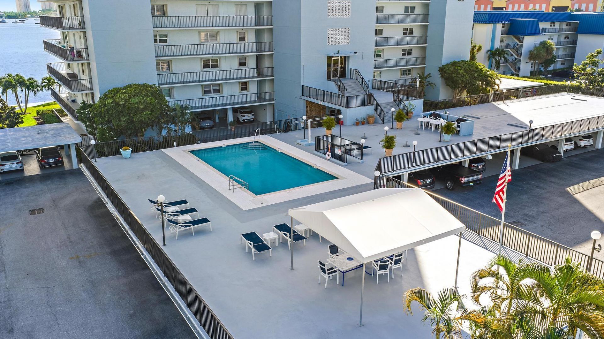 3040 Lake Shore Drive, Unit 903, Riviera Beach, FL 33403 Photo