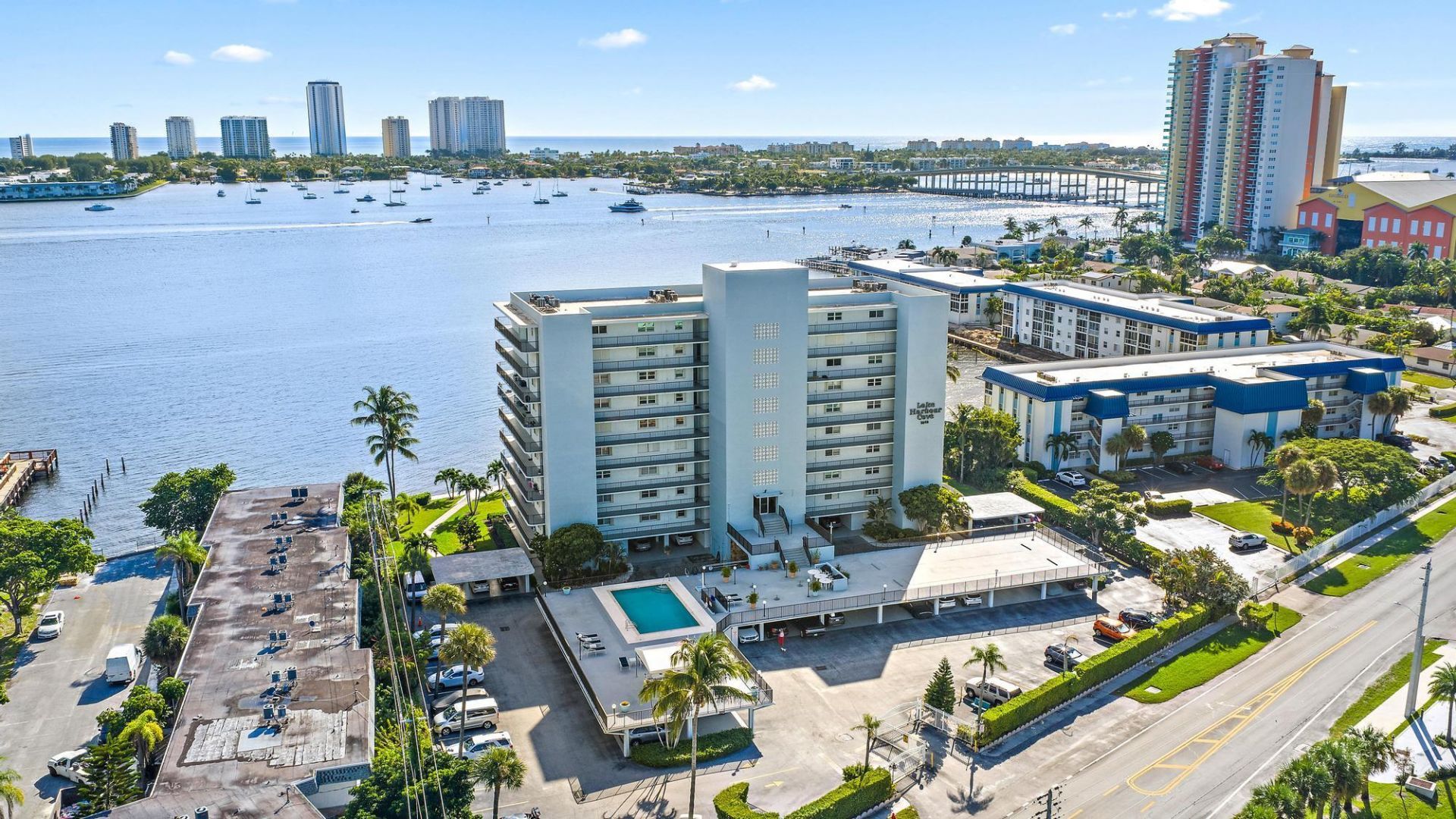 3040 Lake Shore Drive, Unit 903, Riviera Beach, FL 33403 Photo