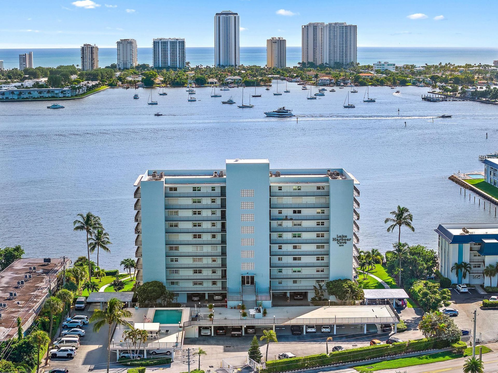 3040 Lake Shore Drive, Unit 903, Riviera Beach, FL 33403 Photo
