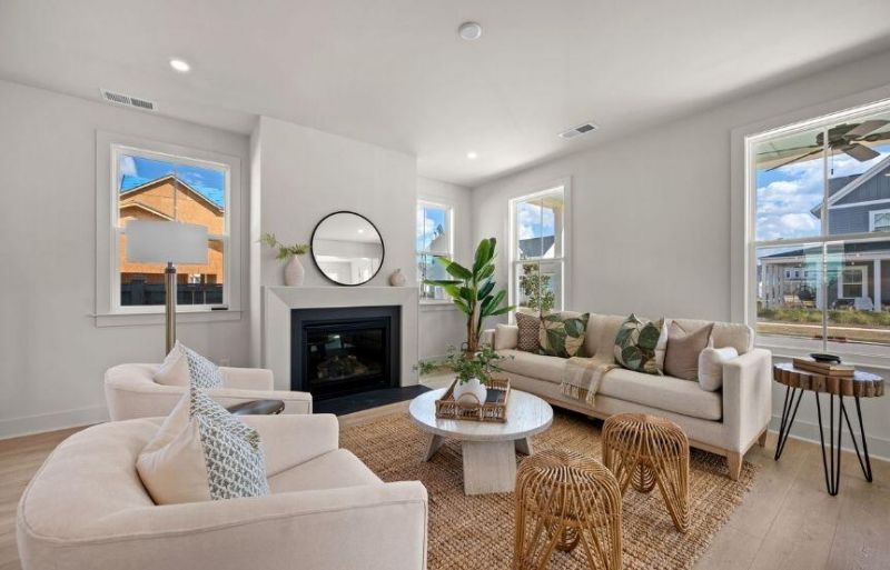 821 Gentle Breeze Drive Photo 8