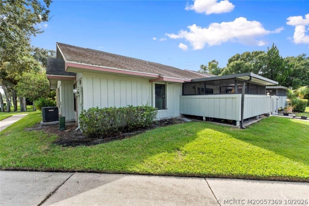 4119 NW Cinnamon Tree Circle , Jensen Beach, FL 34957 Photo