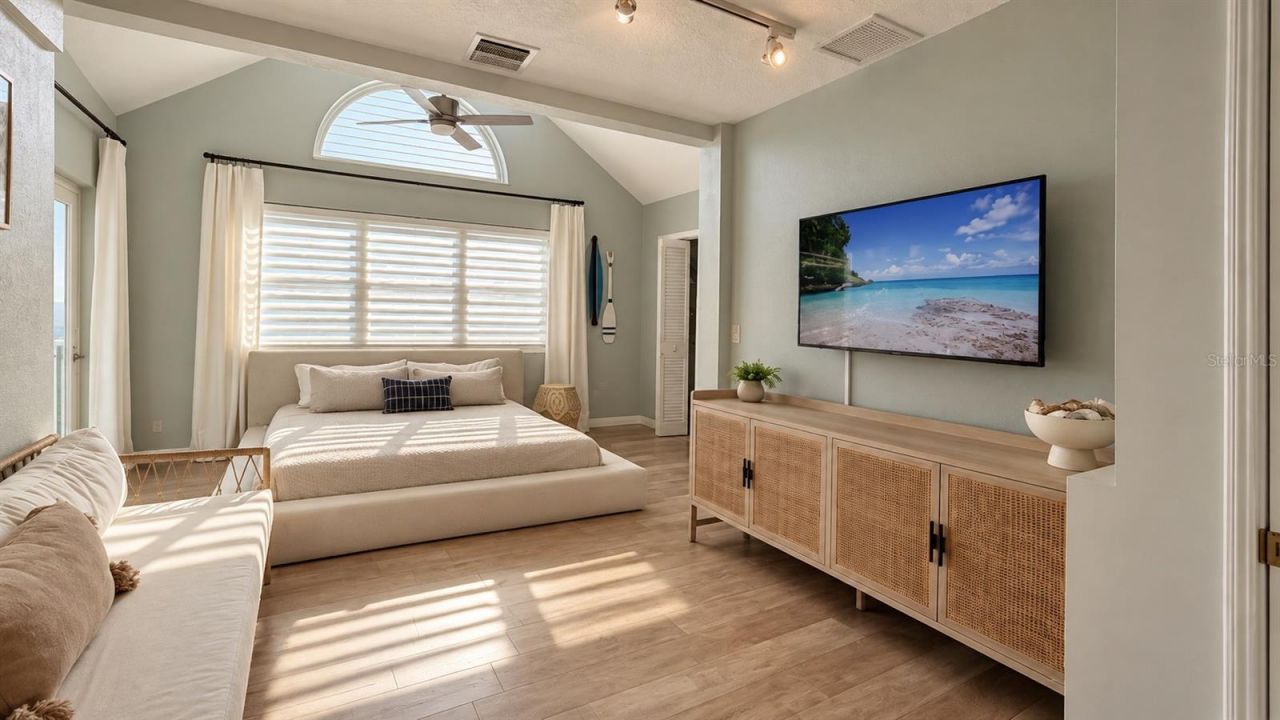 8300 W Gulf Boulevard, Treasure Island, FL 33706 Photo