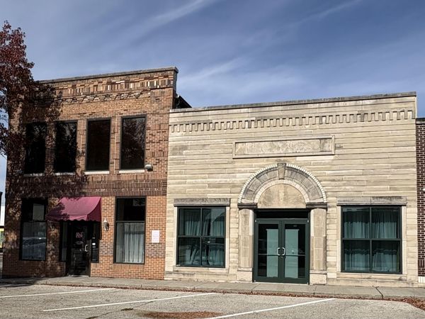 625 Main Street, Unit A and B, Rochester, IN 46975
