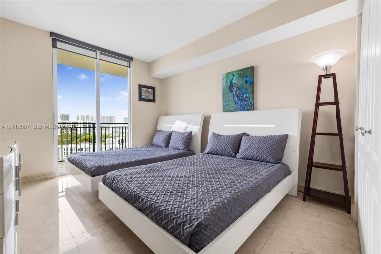 17555 NW Atlantic Blvd , Unit 1108, Sunny Isles Beach, FL 33160 Photo